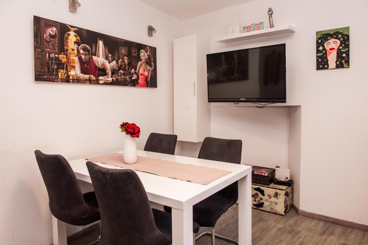 Miki - City Center Apartment With Large Balcony Split Exterior foto
